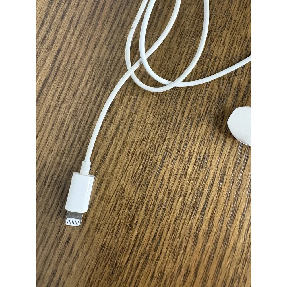 OEM Genuine Apple Lightning Cable Headphones For iPhone X 11 12 13 14